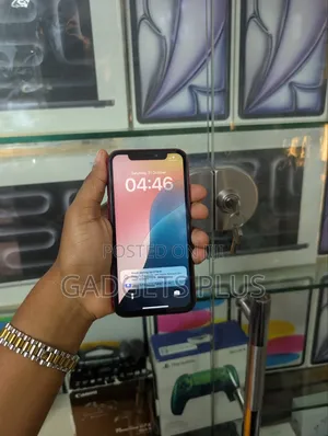 Apple iPhone XR 64 GB Red