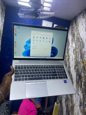 Laptop HP EliteBook 850 G8 8GB Intel Core i7 SSD 256GB