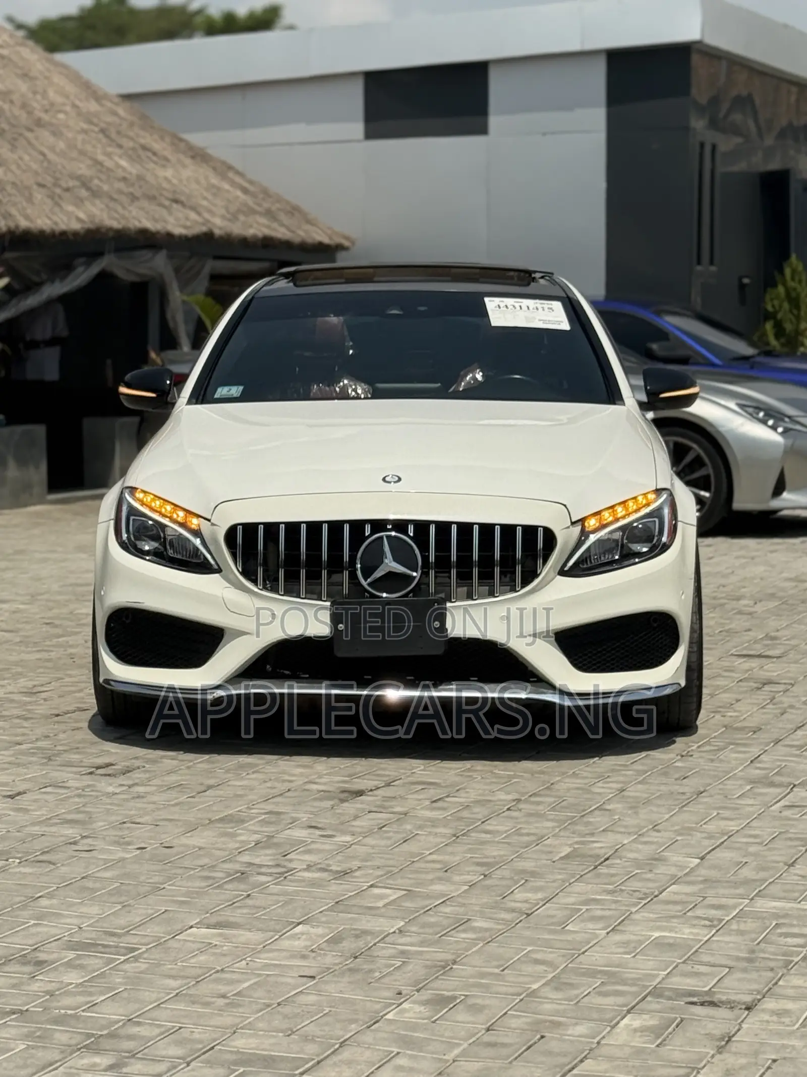Mercedes-Benz C400 4Matic AWD Sedan (3.0L V6 7A) 2015 White