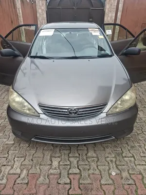 Toyota Camry LE 4dr Sedan (2.4L 4cyl 5A) 2006 Gray