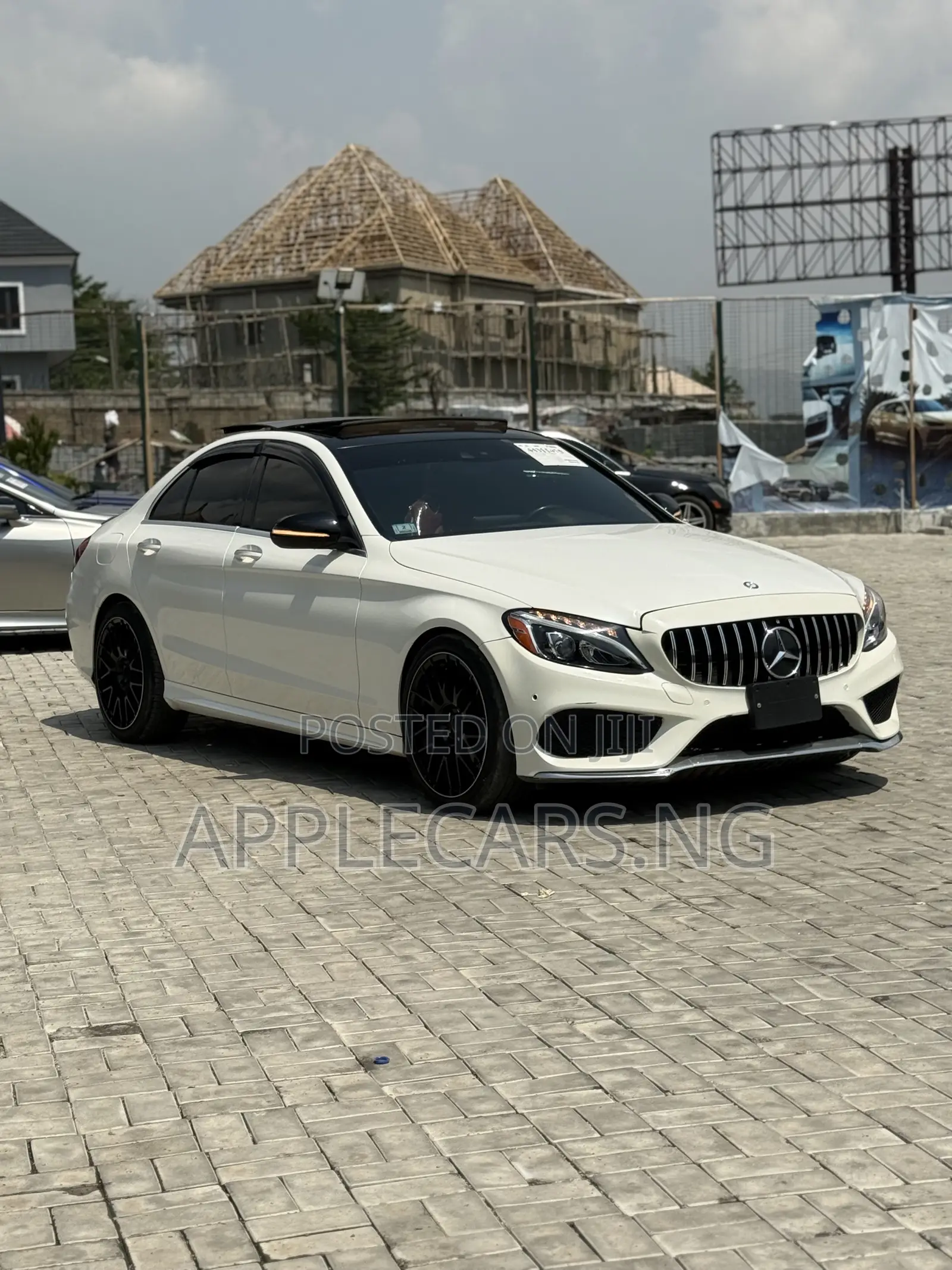 Mercedes-Benz C400 4Matic AWD Sedan (3.0L V6 7A) 2015 White