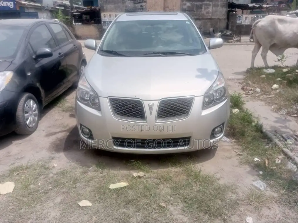 Pontiac Vibe 1.8L 2010 Silver