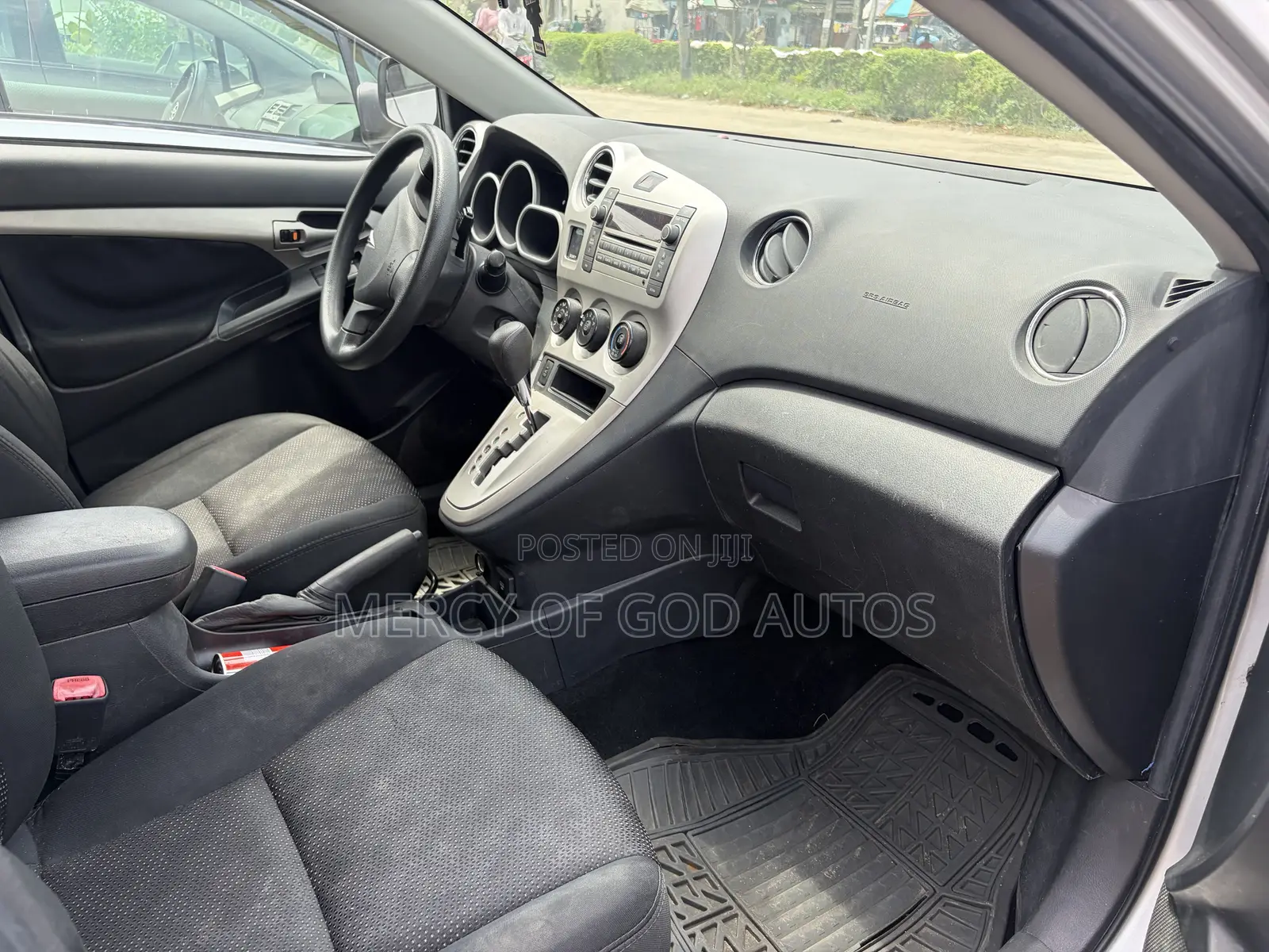 Pontiac Vibe 1.8L 2010 Silver
