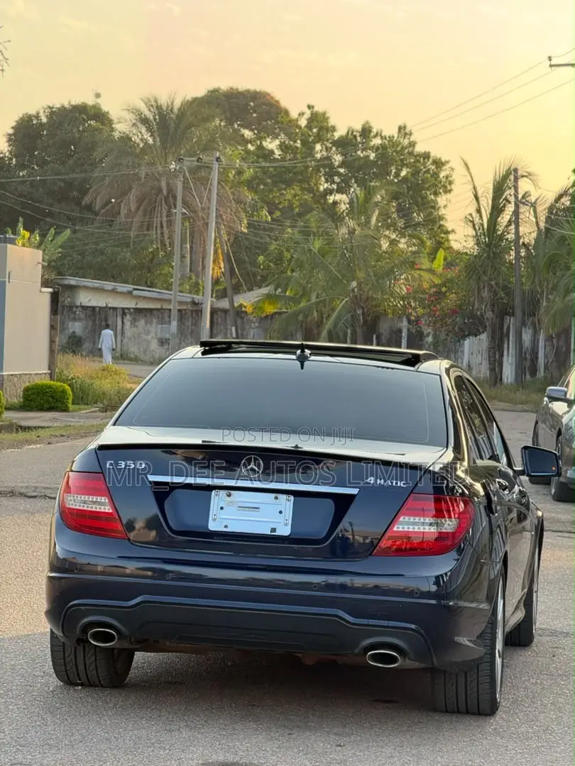 Mercedes-Benz C350 2013 Black