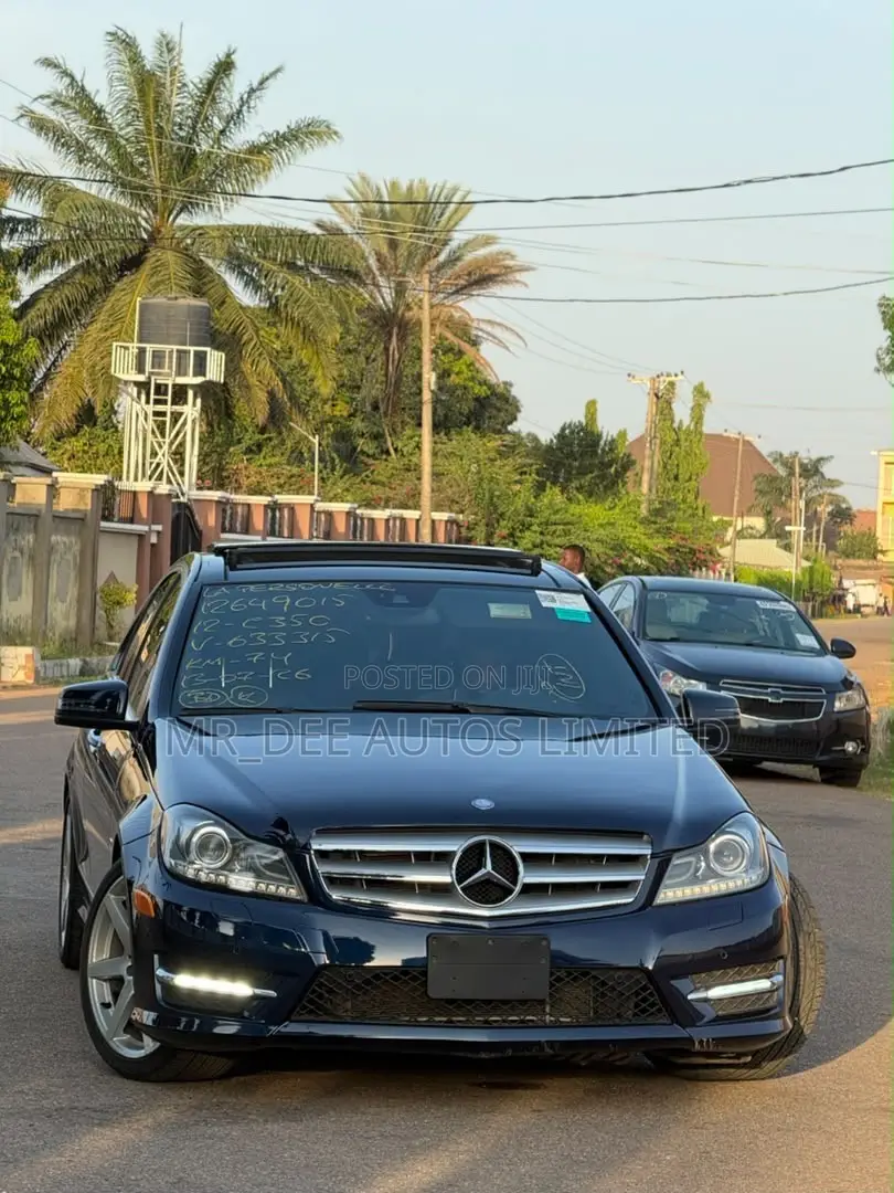 Mercedes-Benz C350 2013 Black