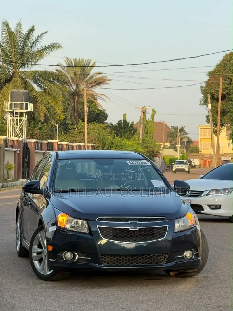 Chevrolet Cruze 2014 Black