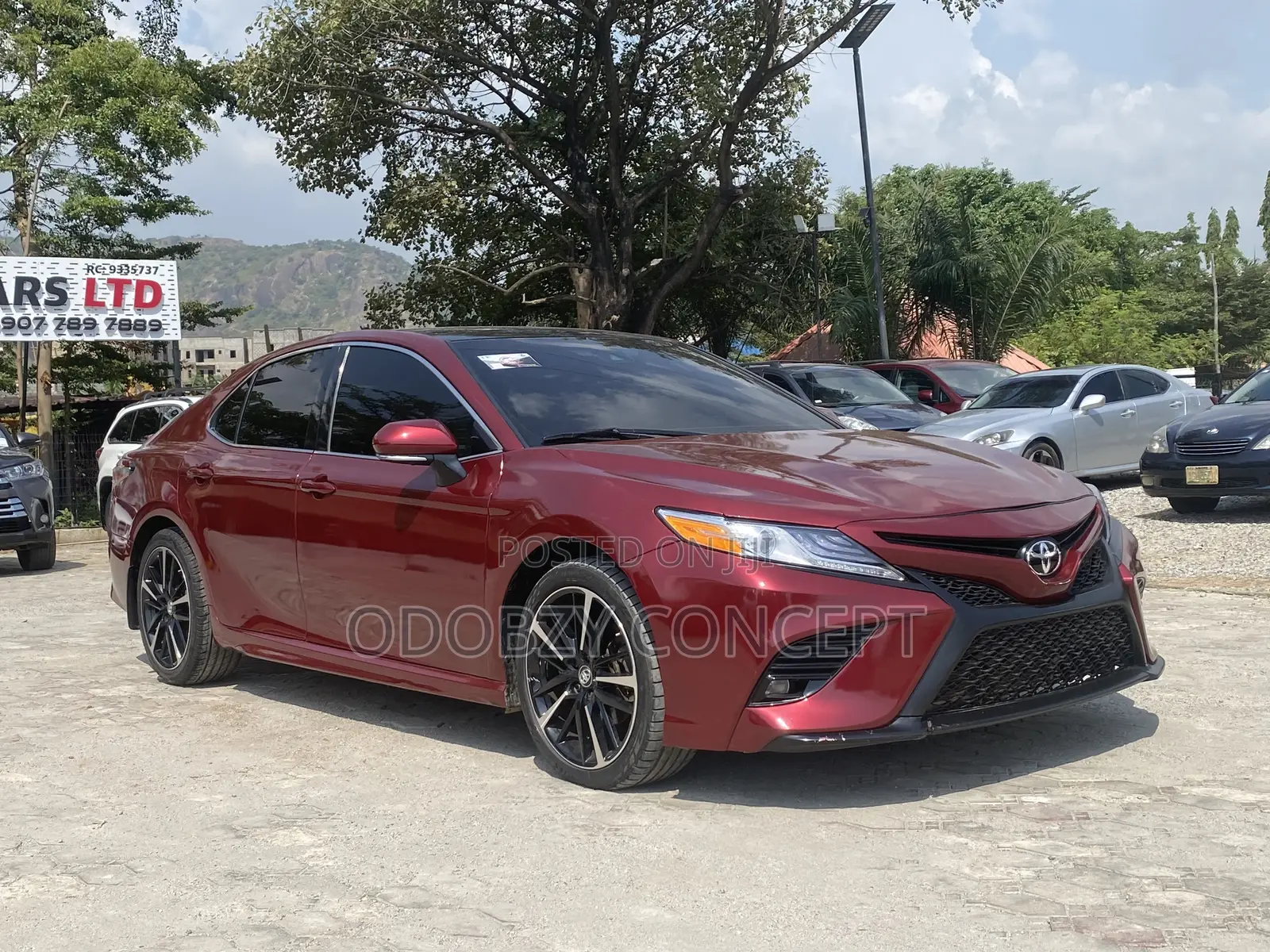 Toyota Camry XSE V6 (3.5L V6 8A) 2019 Red