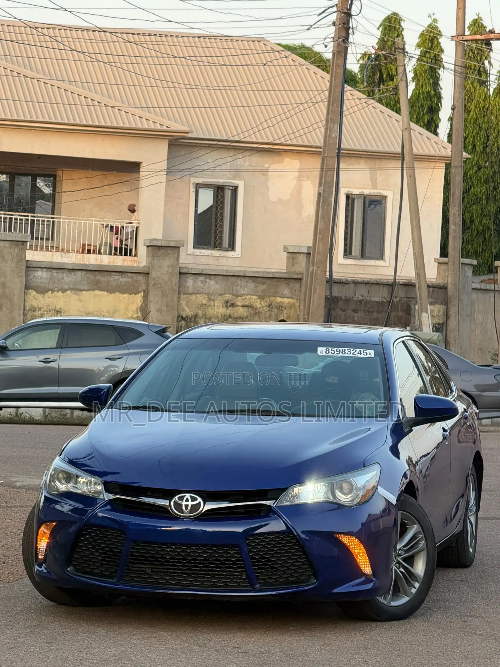 Toyota Camry 2016 Blue