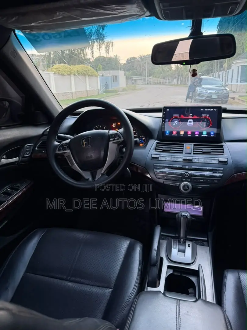 Honda Crosstour 2010 White