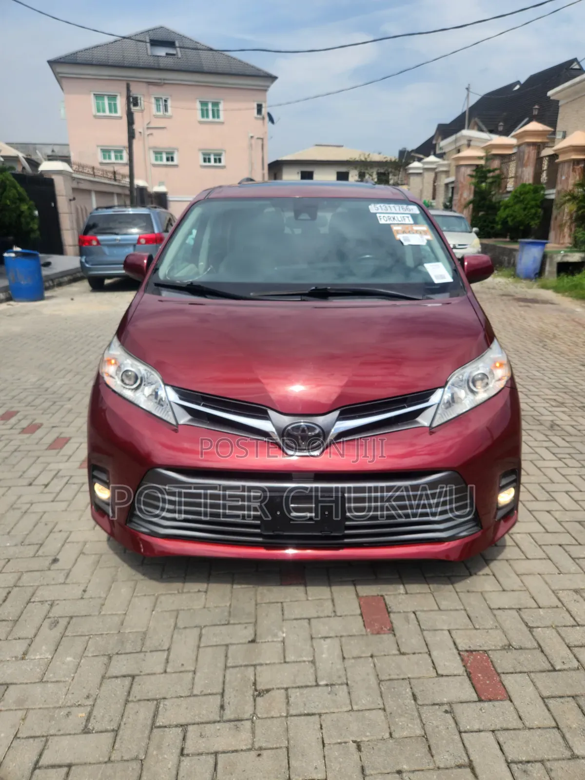 Toyota Sienna XLE 7 Passenger Auto Access Seat FWD 2020 Burgundy