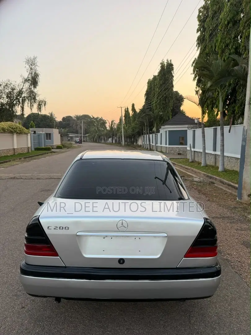 Mercedes-Benz C200 2000 Silver