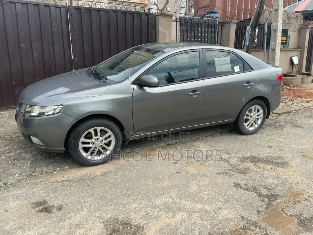 Kia Cerato 2012 Gray