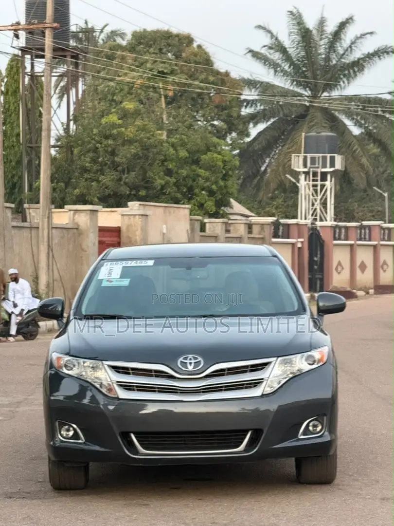 Toyota Venza 2010 Green