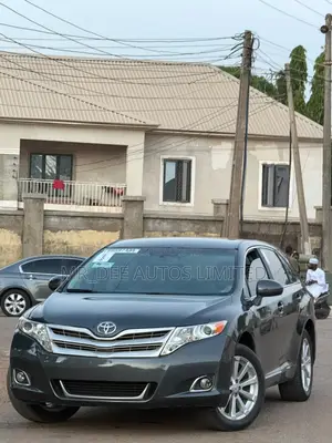 Toyota Venza 2010 Green