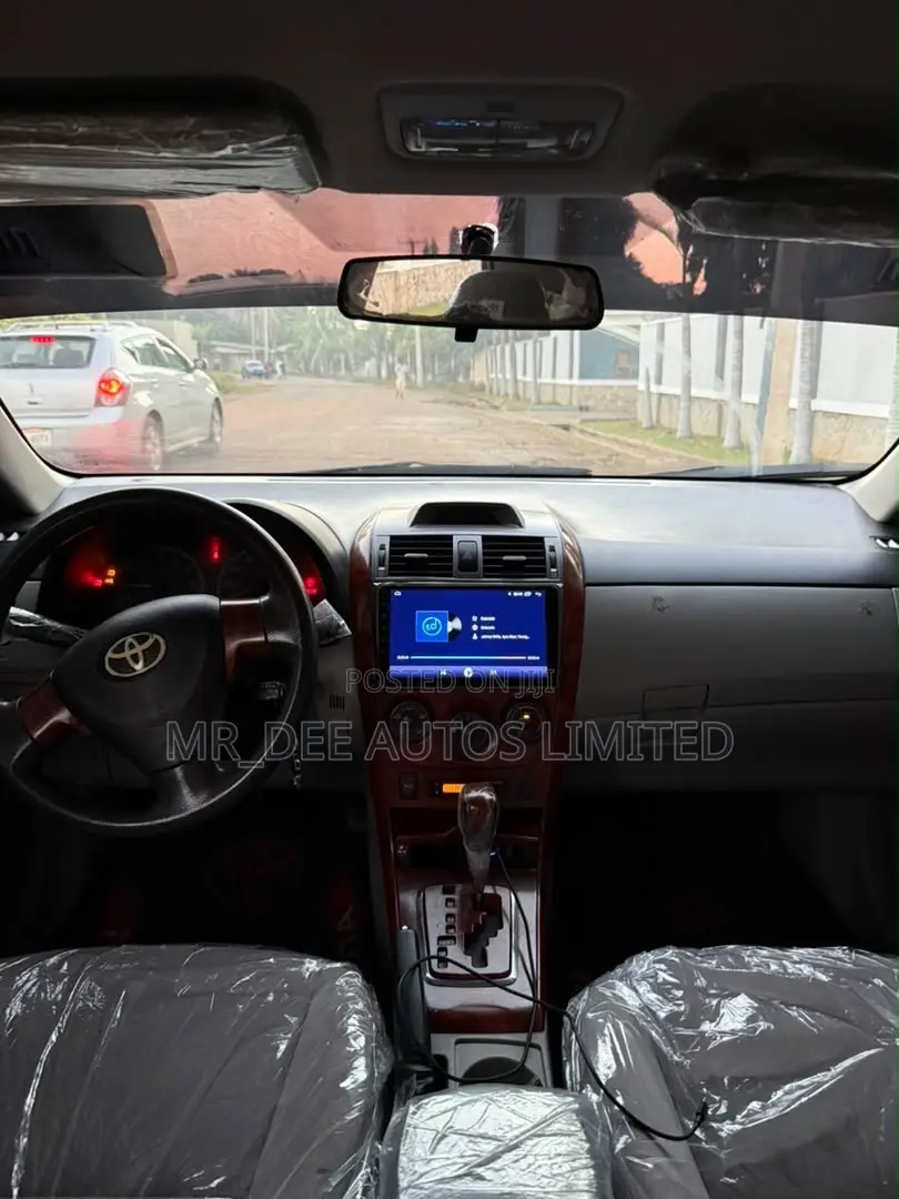 Toyota Corolla 2012 Black