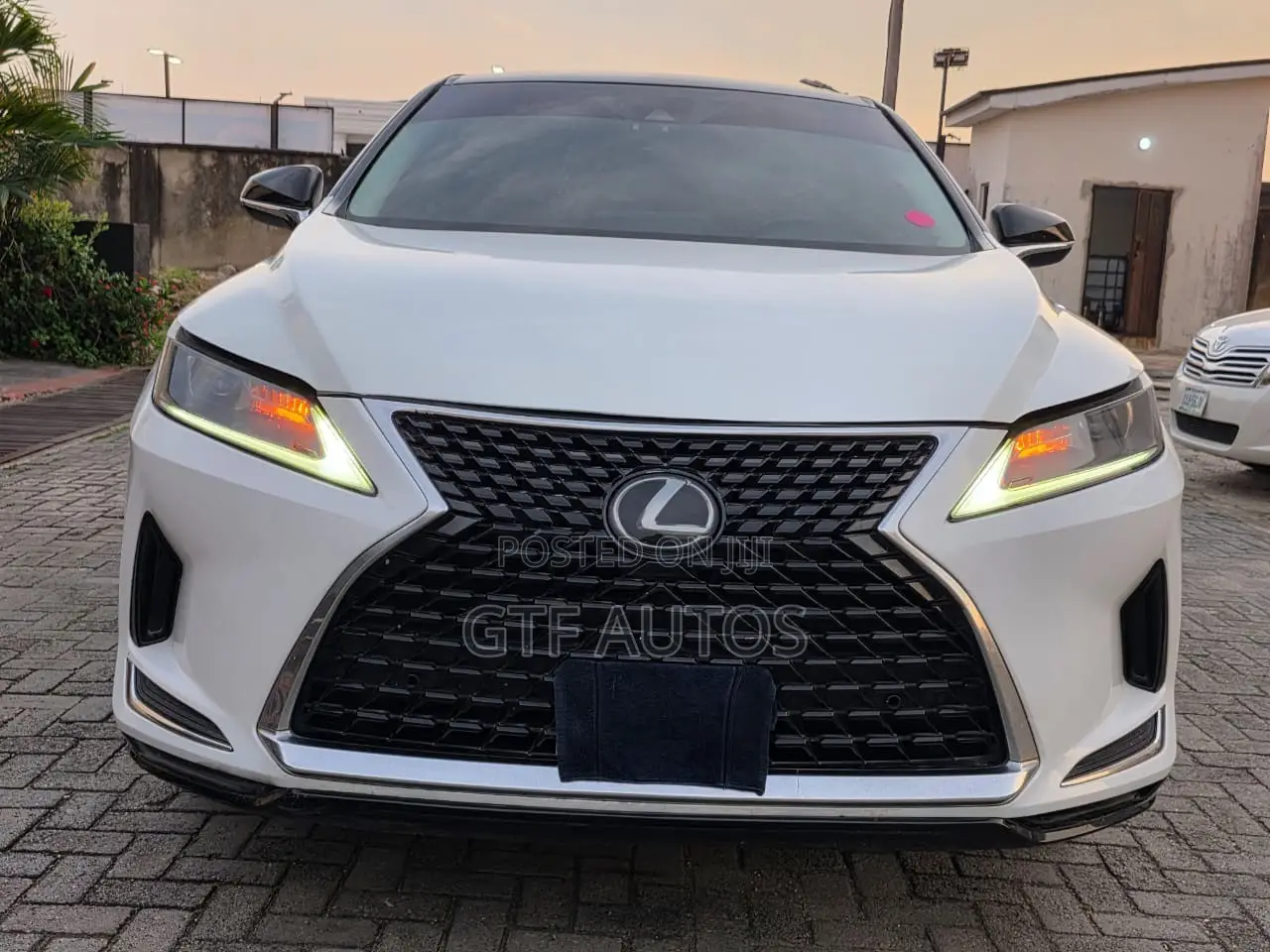 Lexus RX 350 4WD 2021 White