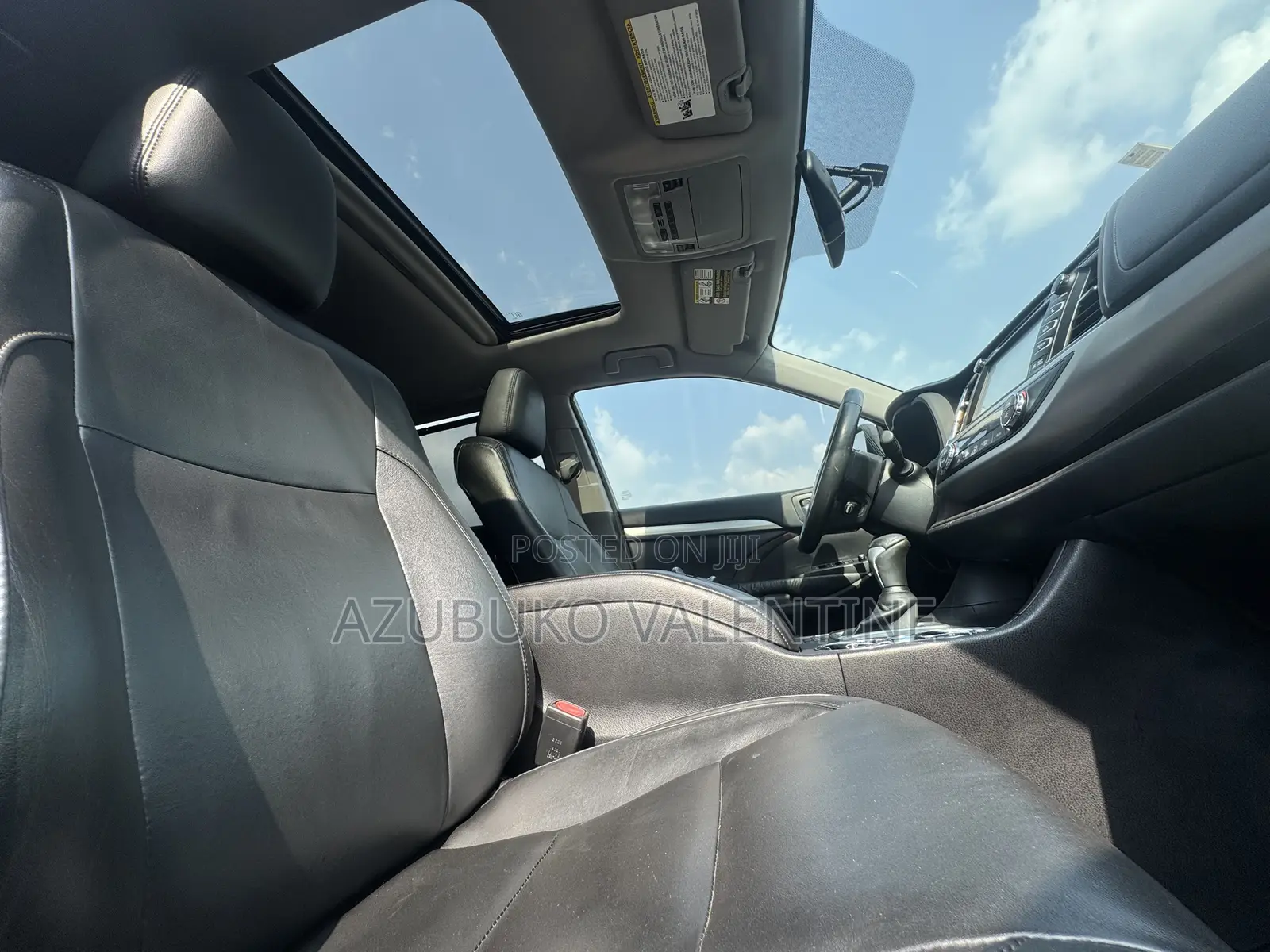 Toyota Highlander XLE 4x2 V6 (3.5L 6cyl 8A) 2018 Blue
