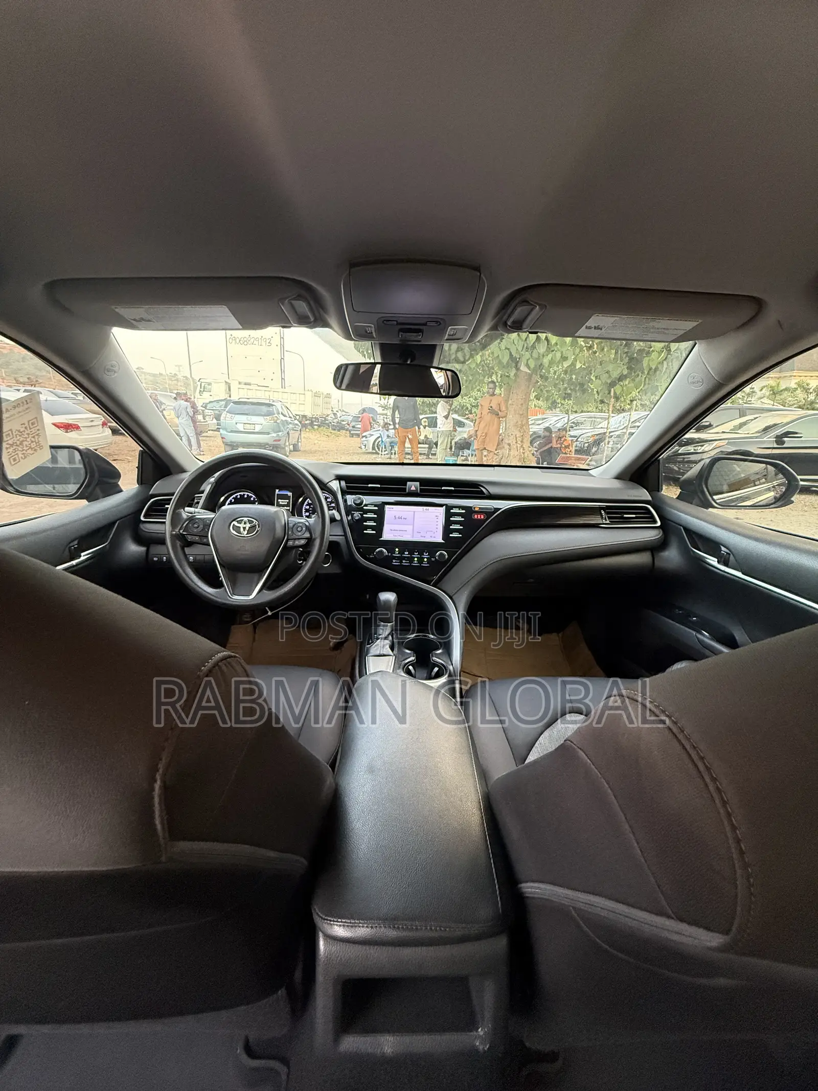 Toyota Camry LE (2.5L 4cyl 8A) 2019 Black