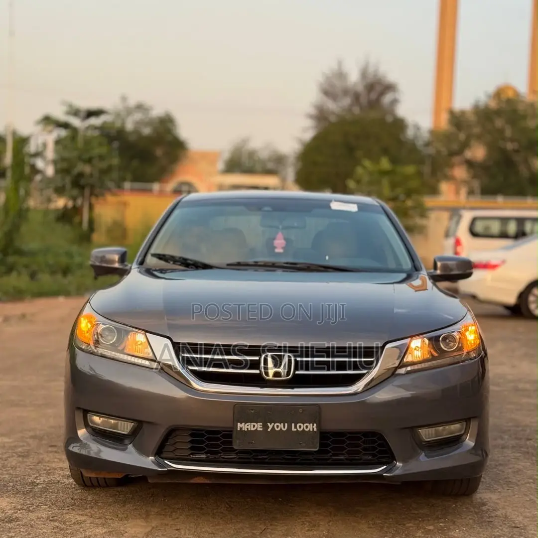 Honda Accord EX-L 4dr Sedan FWD (2.4L 4cyl 2A) 2013 Gray