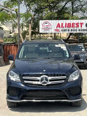 Mercedes-Benz GLE-Class GLE 350d 4MATIC 2016 Blue