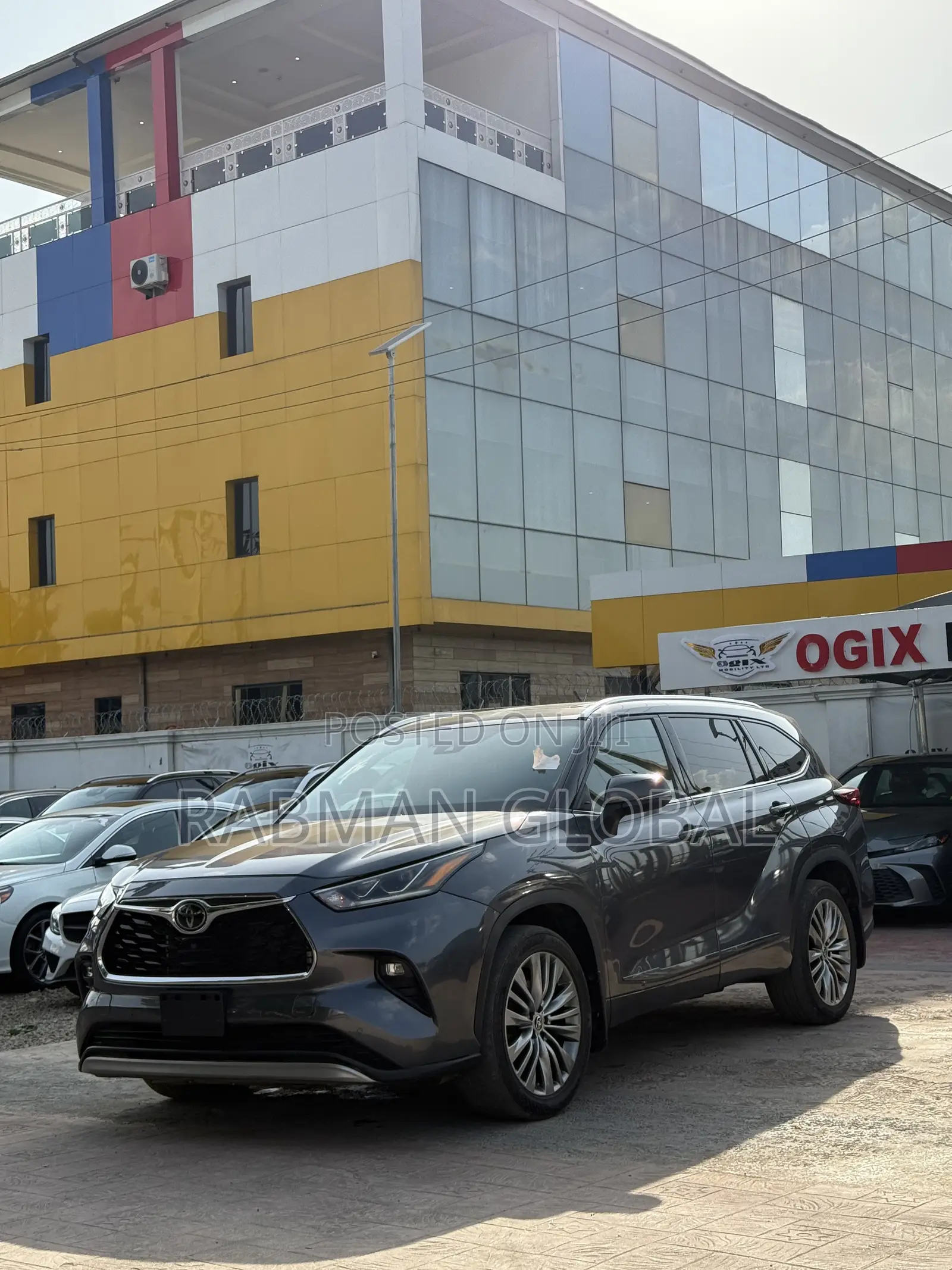 Toyota Highlander Platinum 2021 Gray