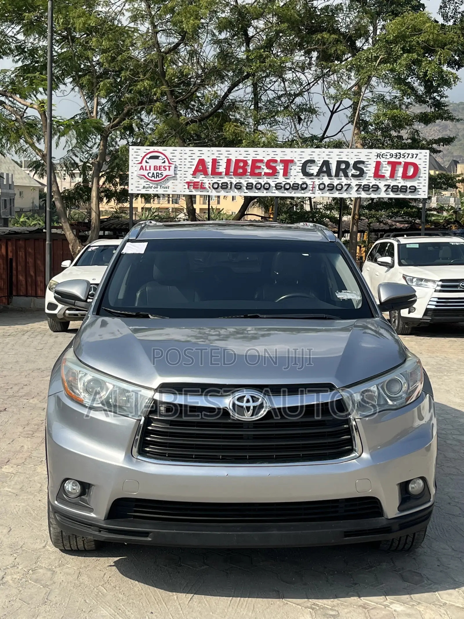 Toyota Highlander XLE 4dr SUV AWD (3.5L 6cyl 6A) 2015 Silver