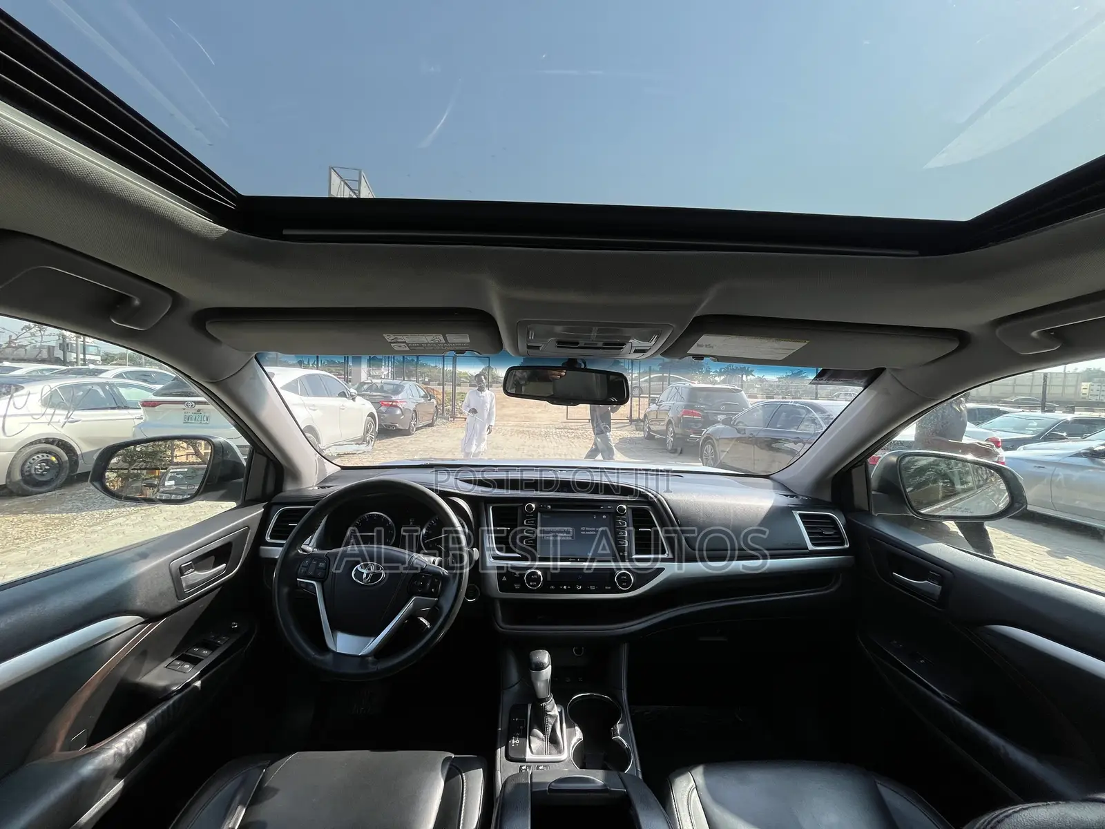 Toyota Highlander XLE 4dr SUV AWD (3.5L 6cyl 6A) 2015 Silver