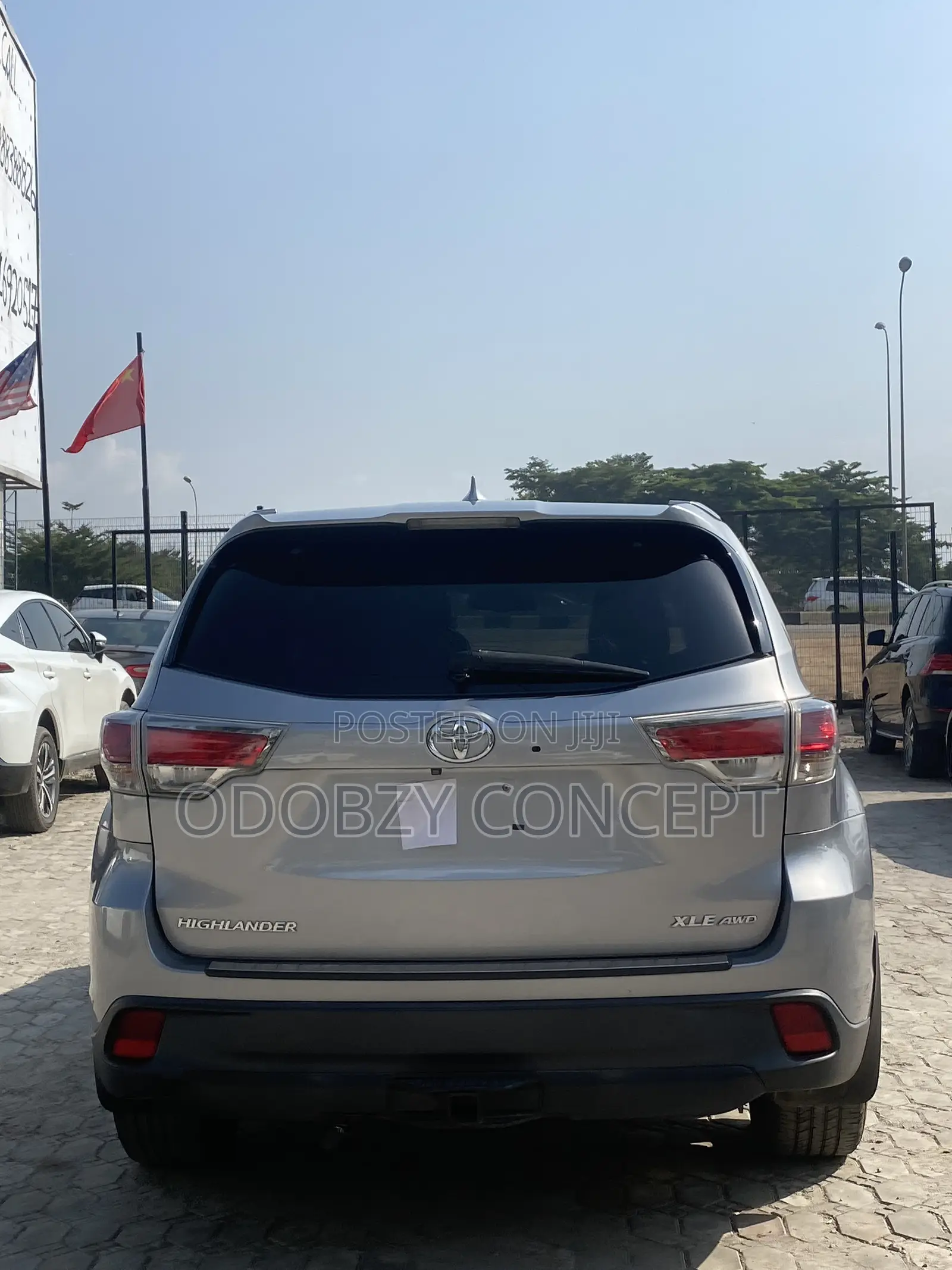 Toyota Highlander XLE 4dr SUV (3.5L 6cyl 6A) 2015 Silver