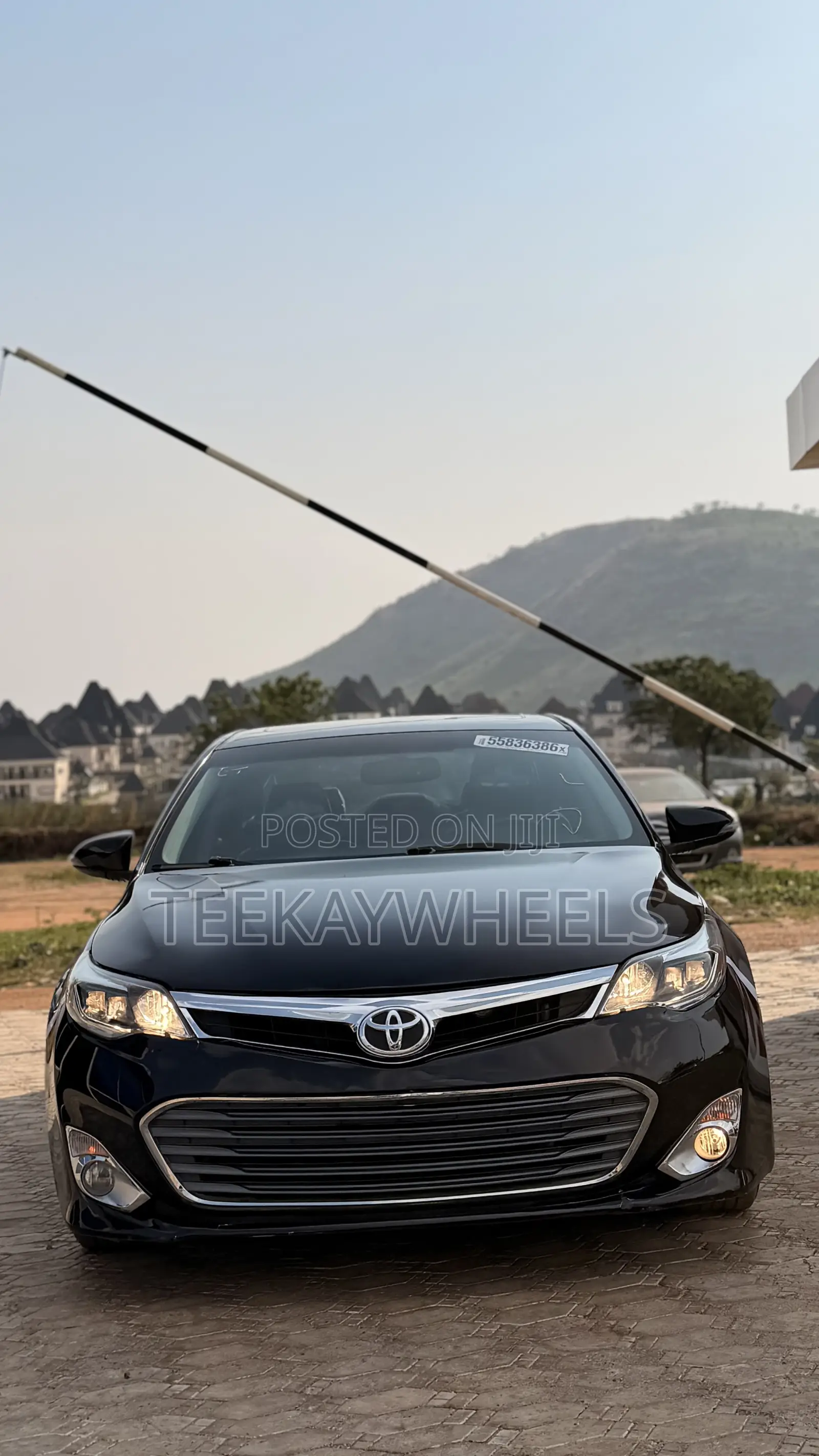 Toyota Avalon XLE 4dr Sedan (3.5L 6cyl 6A) 2014 Black