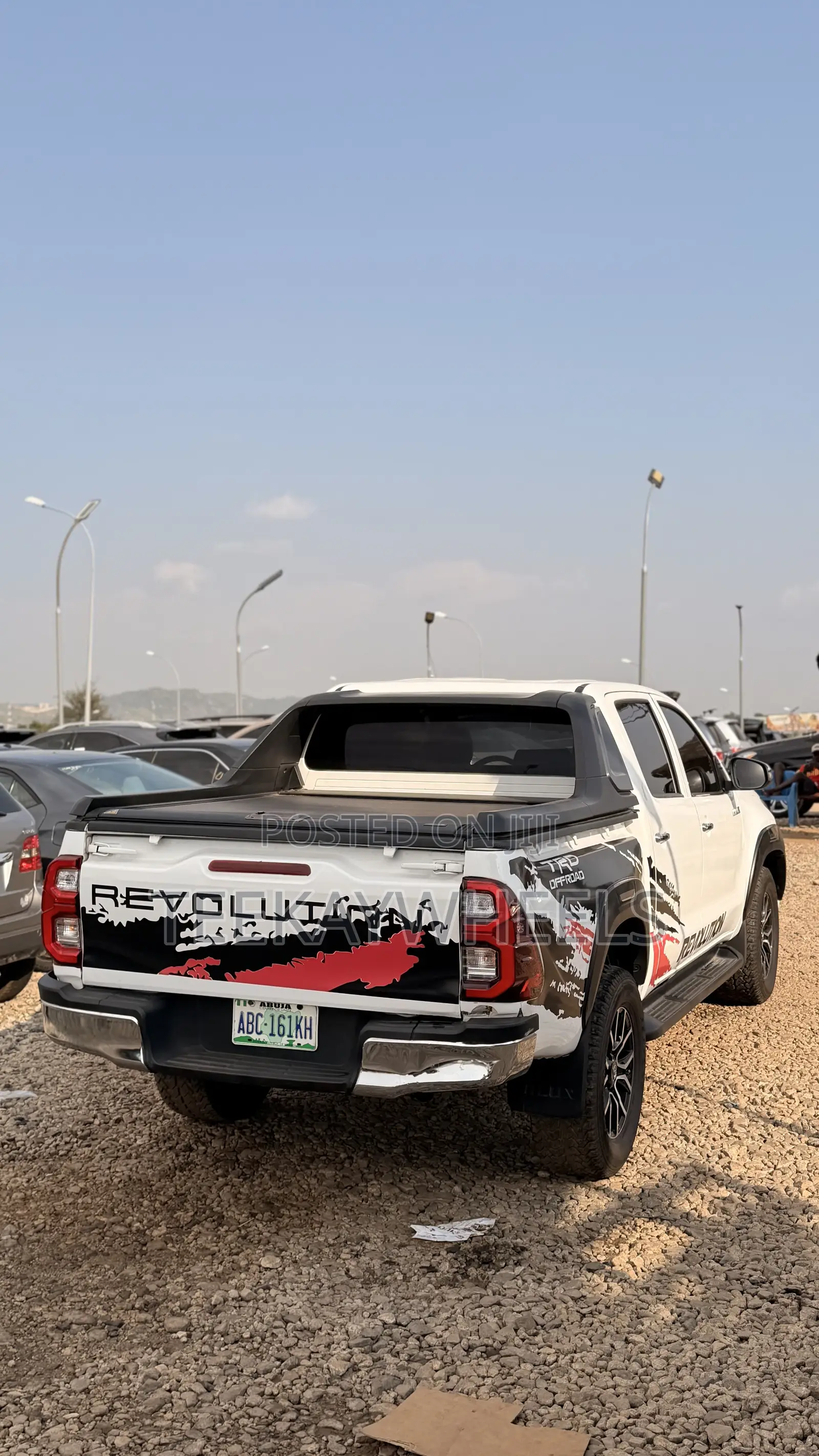 Toyota Hilux SR 2015 White