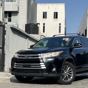Toyota Highlander XLE 2019 Black