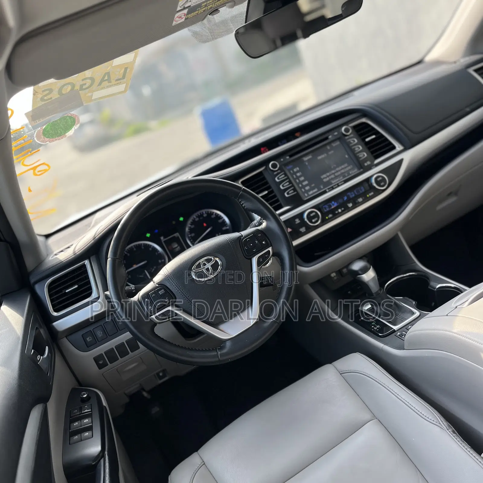 Toyota Highlander XLE 2019 Black