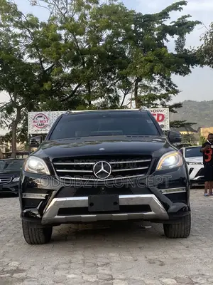 Mercedes-Benz M Class ML350 4MATIC 4dr SUV AWD (3.5L 6cyl 7A) 2015