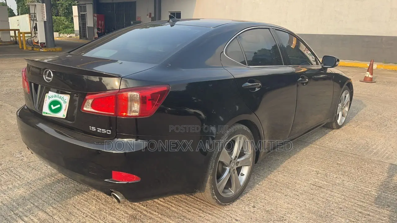 Lexus IS 250 2013 Black