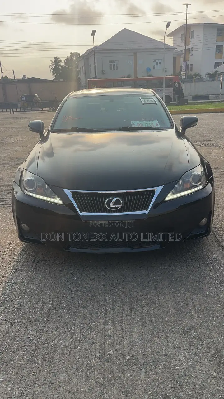 Lexus IS 250 2013 Black