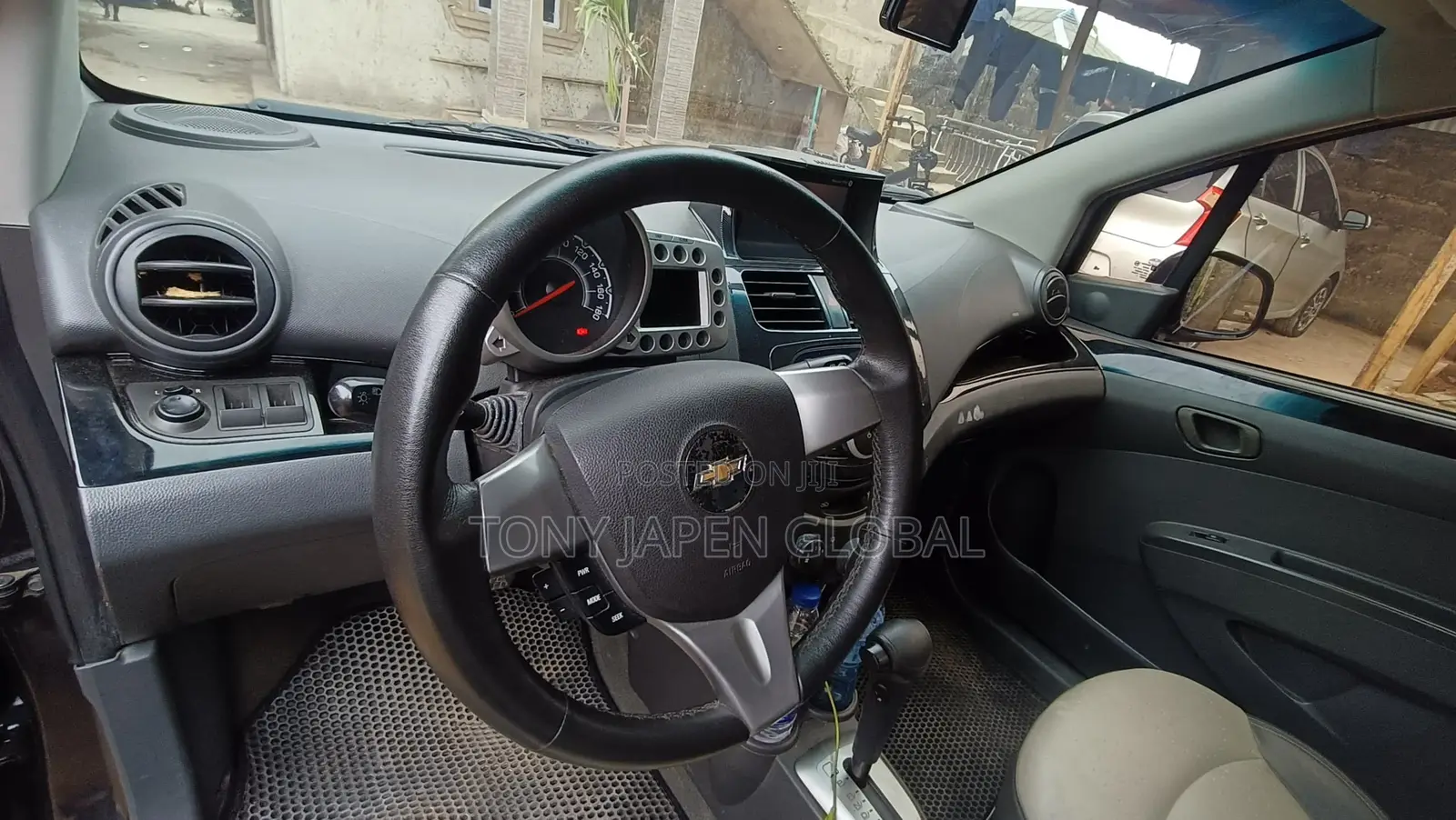 Chevrolet Spark 2012 Black