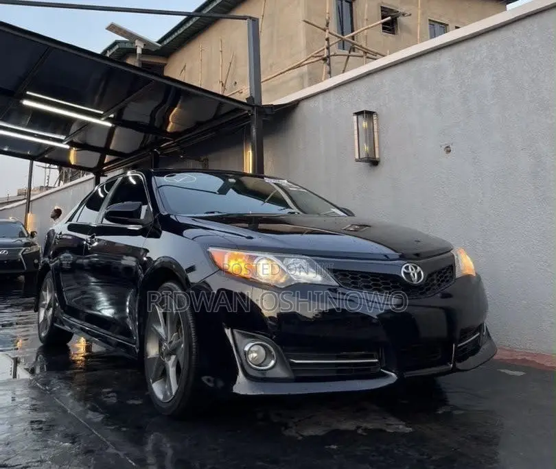 Toyota Camry 2012 Black
