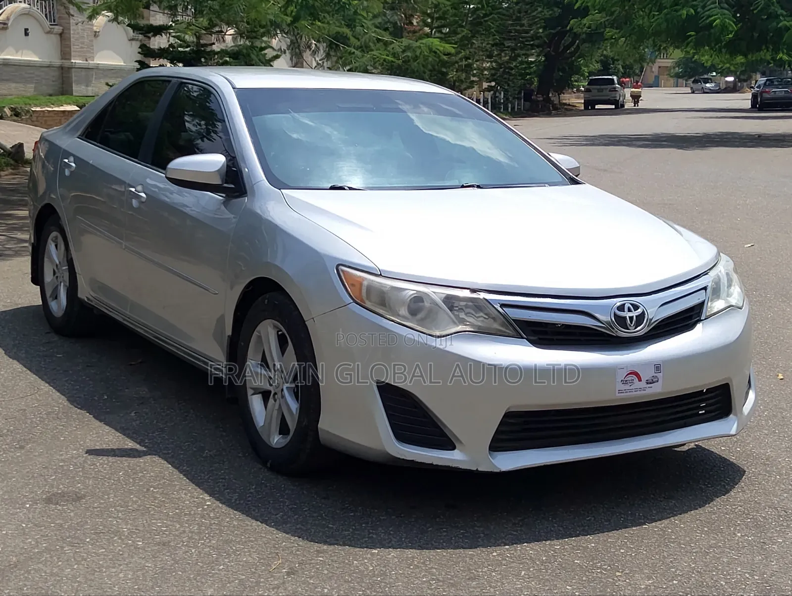 Toyota Camry LE 4dr Sedan (2.5L 4cyl 6A) 2012 Silver
