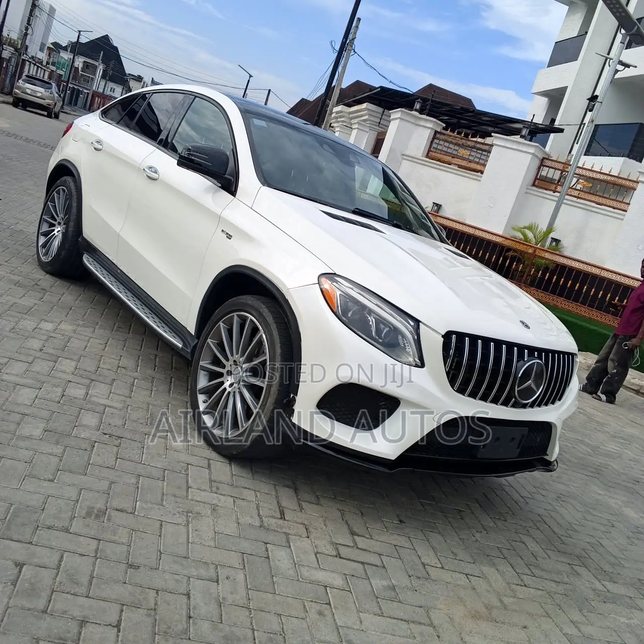 Mercedes-Benz GLE-Class 2019 White