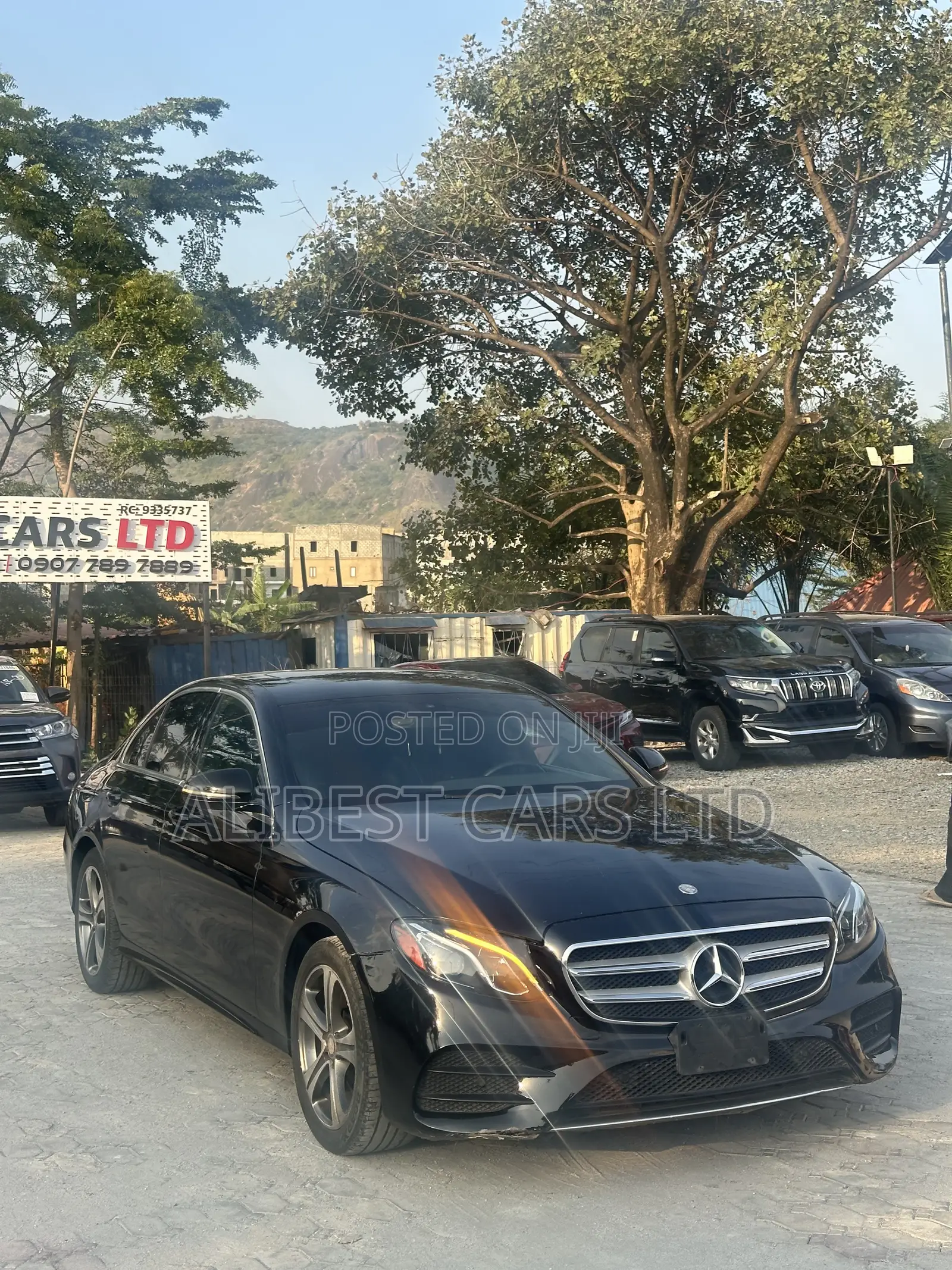 Mercedes-Benz E300 2017 Black