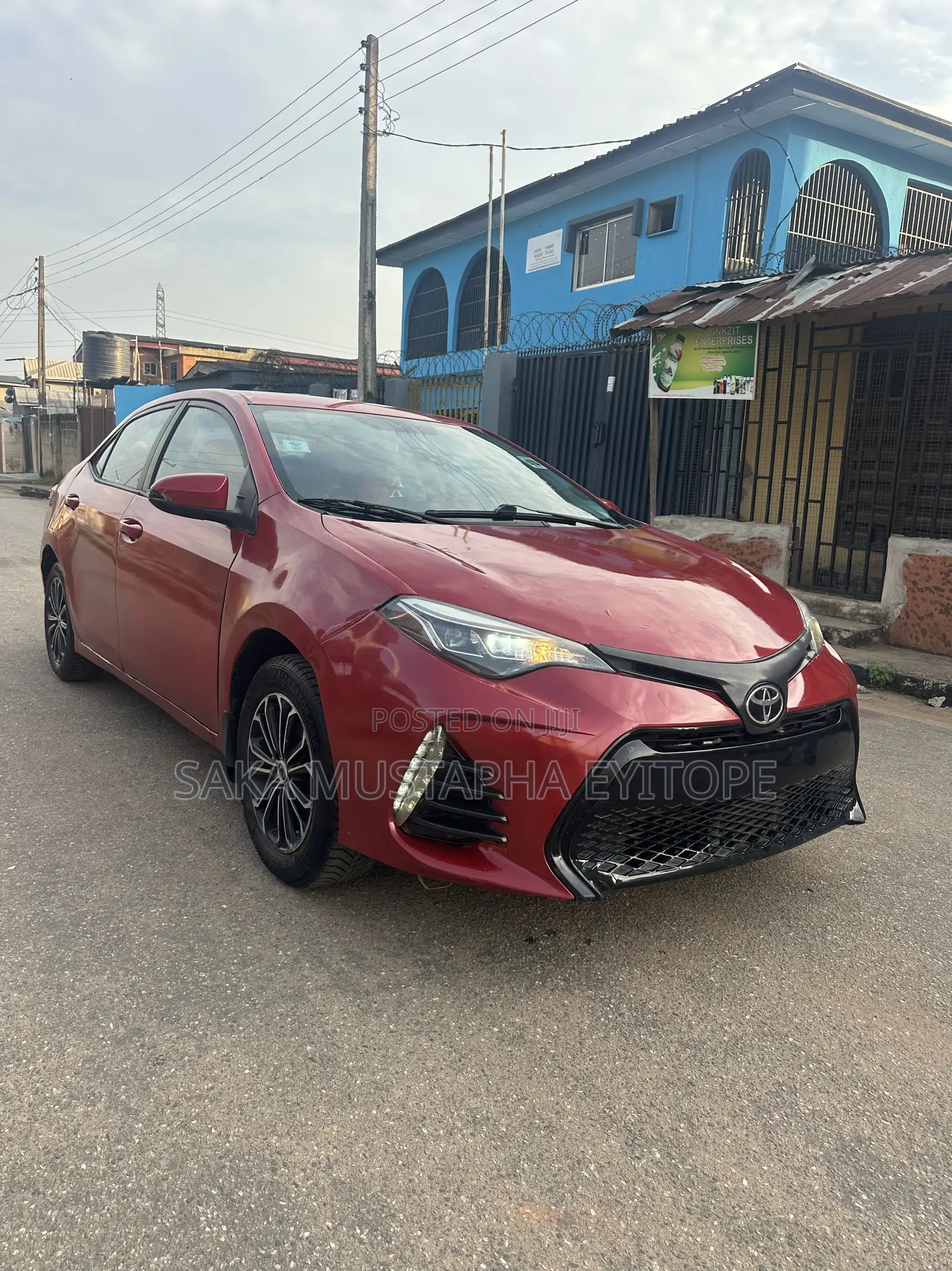 Toyota Corolla S 4dr Sedan (1.8L 4cyl CVT) 2015 Red