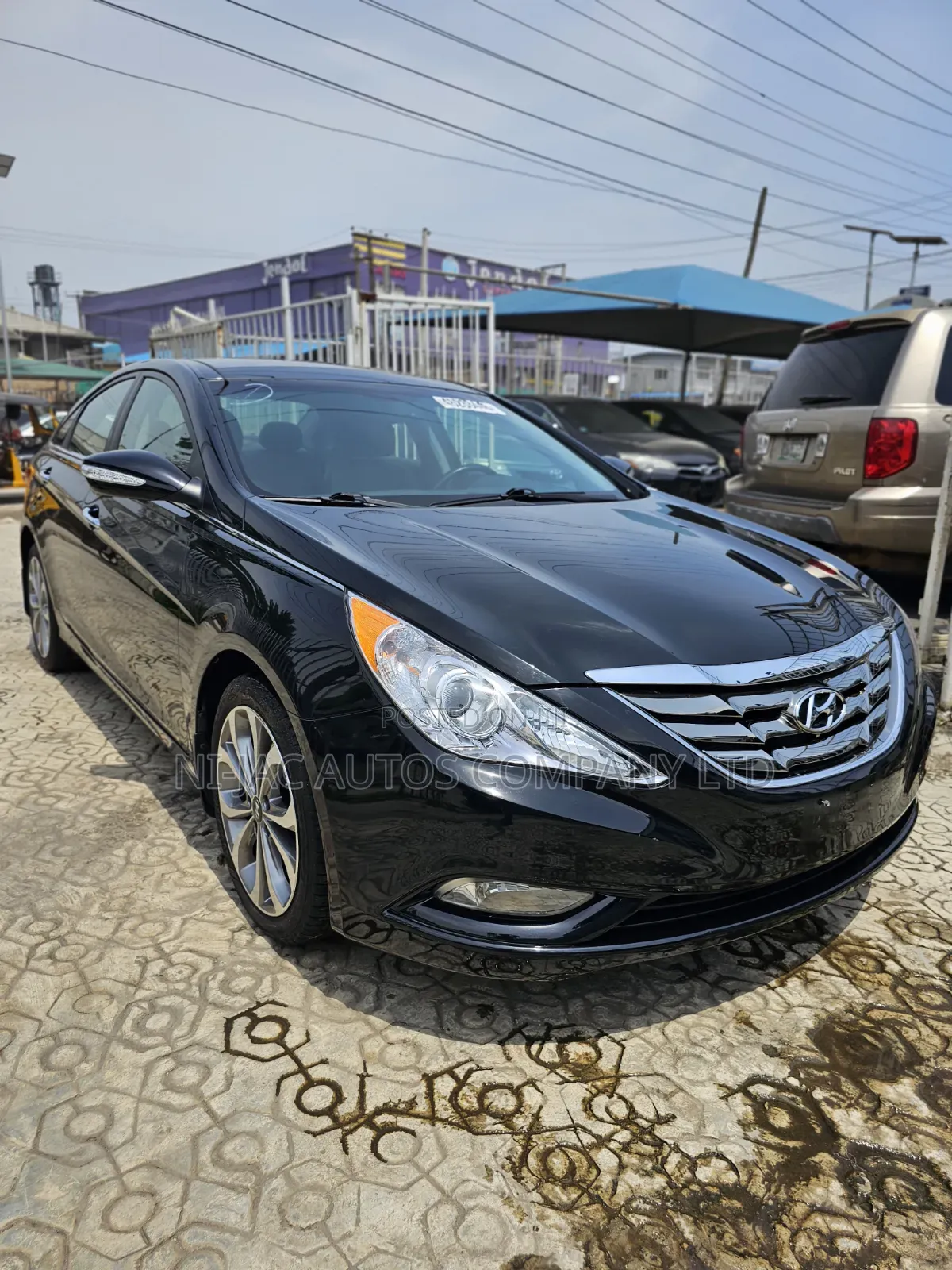 Hyundai Sonata Limited 2.0T Sedan (2.0L 4cyl 6A) 2013 Black