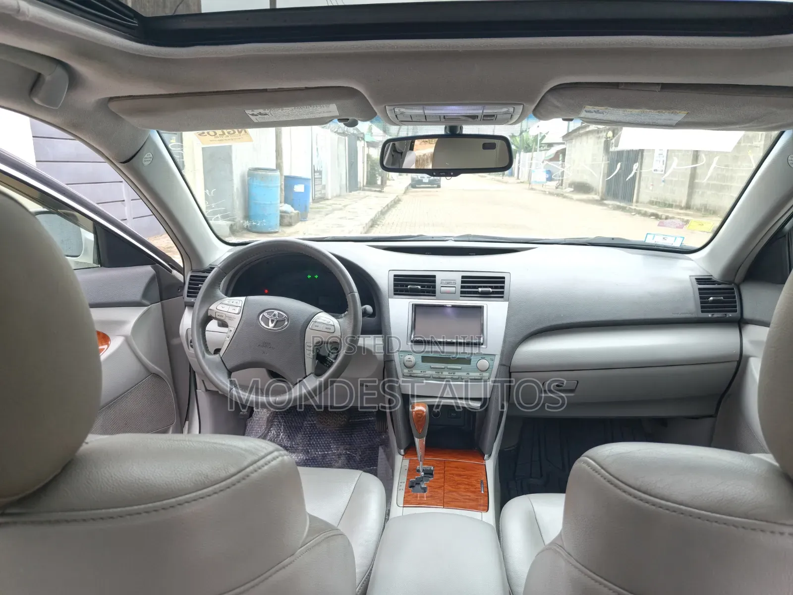 Toyota Camry XLE 4dr Sedan (2.4 4cyl 5A) 2008 White