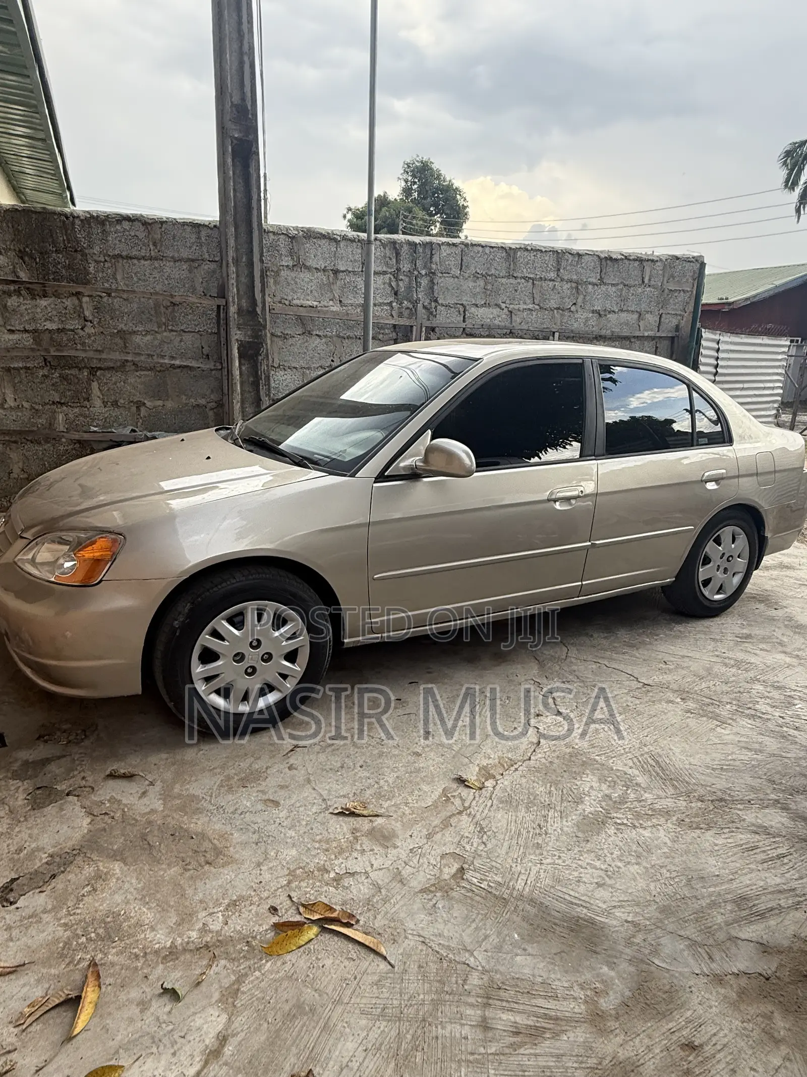 Honda Civic 2004 Gold