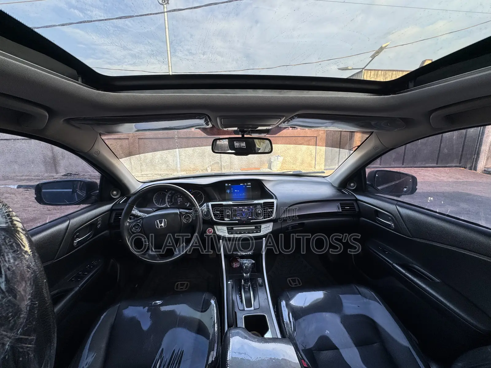 Honda Accord Touring V-6 4dr Sedan (3.5L 6cyl 6A) 2015 Black