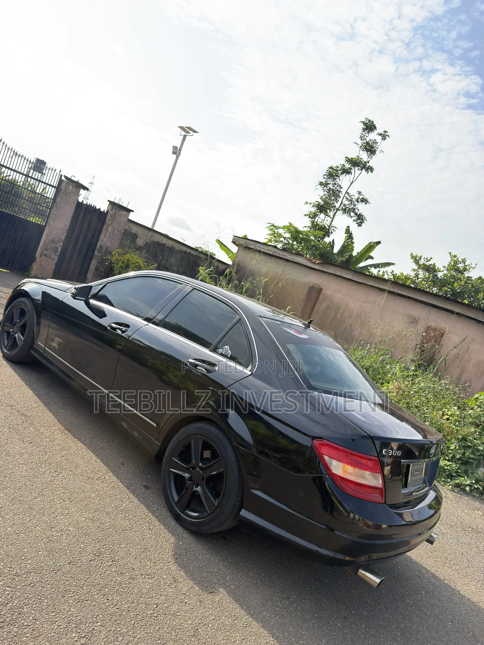 Mercedes-Benz C300 Luxury Sedan RWD (3.0L 6cyl 7A) 2010 Black
