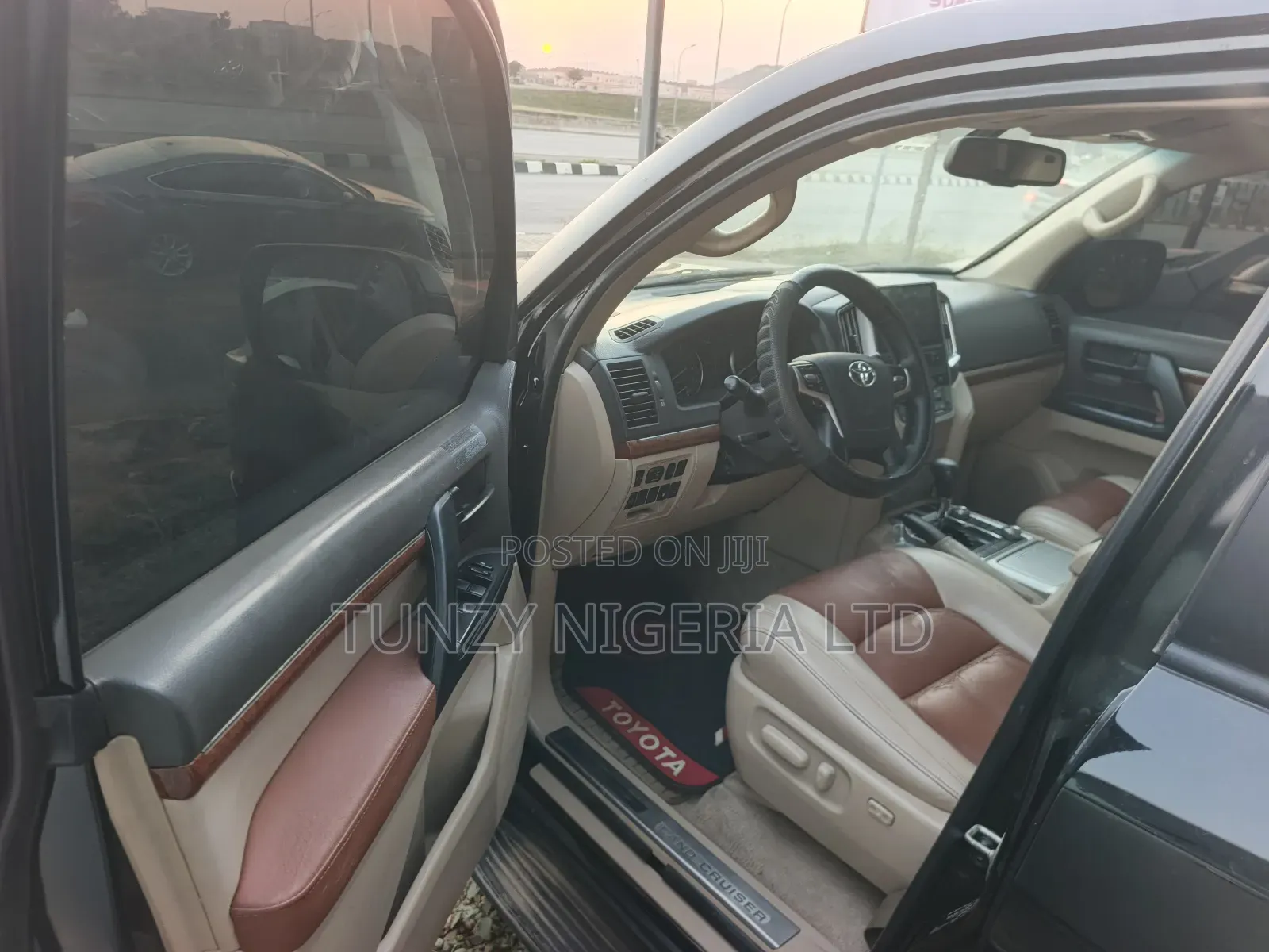 Toyota Land Cruiser 2020 Black