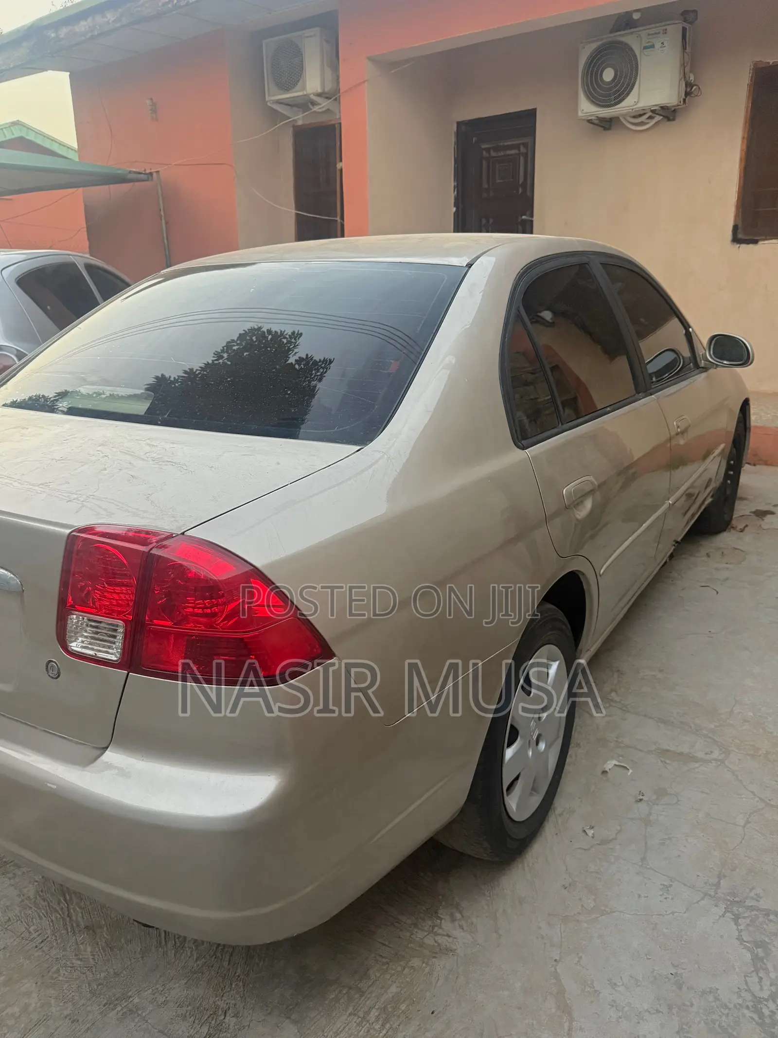 Honda Civic 2004 Gold