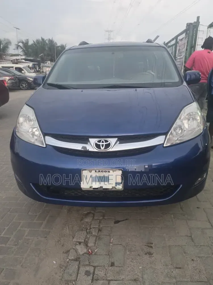 Toyota Sienna 2007 Blue