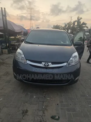 Toyota Sienna 2008 Gray